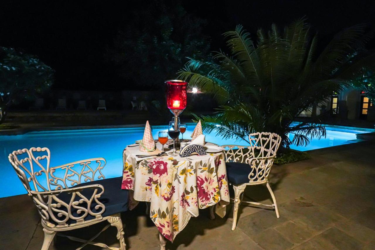 Khas Bagh Hotel Jaipur Luaran gambar