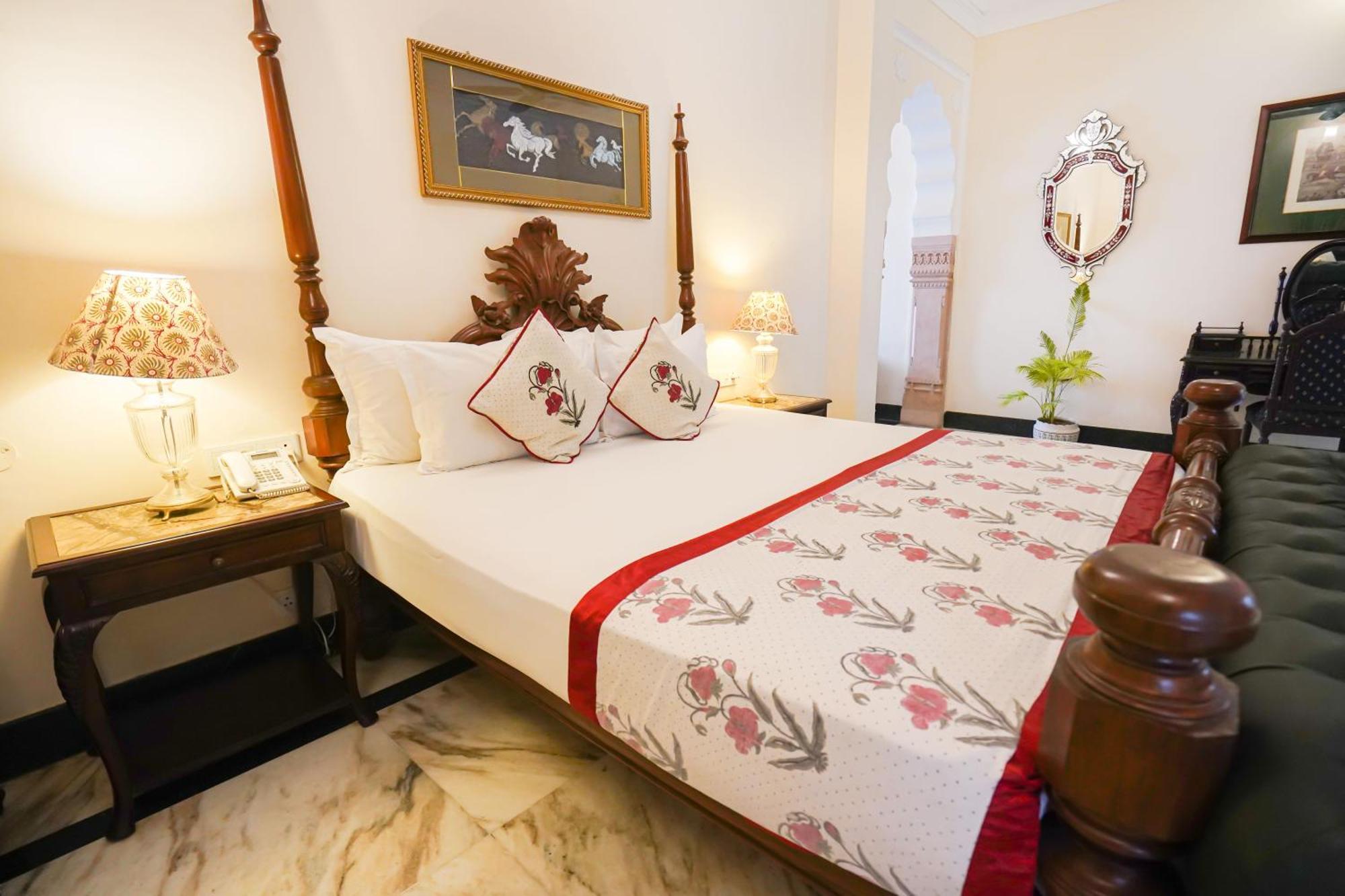 Khas Bagh Hotel Jaipur Luaran gambar