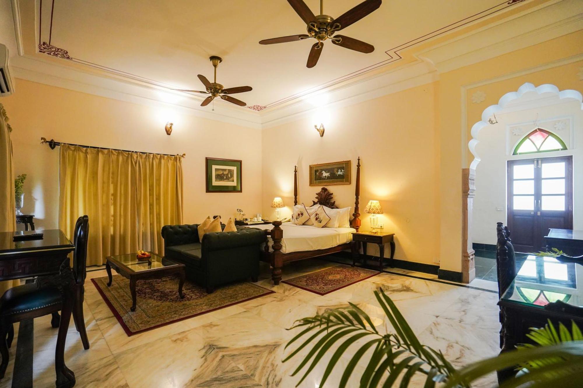 Khas Bagh Hotel Jaipur Luaran gambar